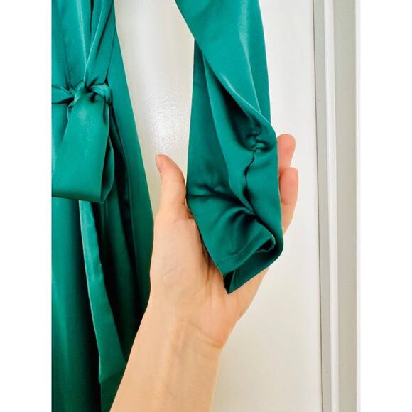 NWT Alexa Admor Emerald Green Long Sleeve High Neck Midi Dress sz 2 - Picture 6 of 10